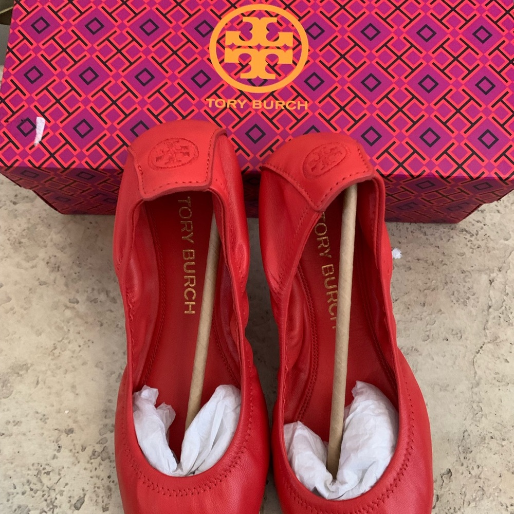 TORY BURCH EDDIE BALLET SOFT LAMB FLATS